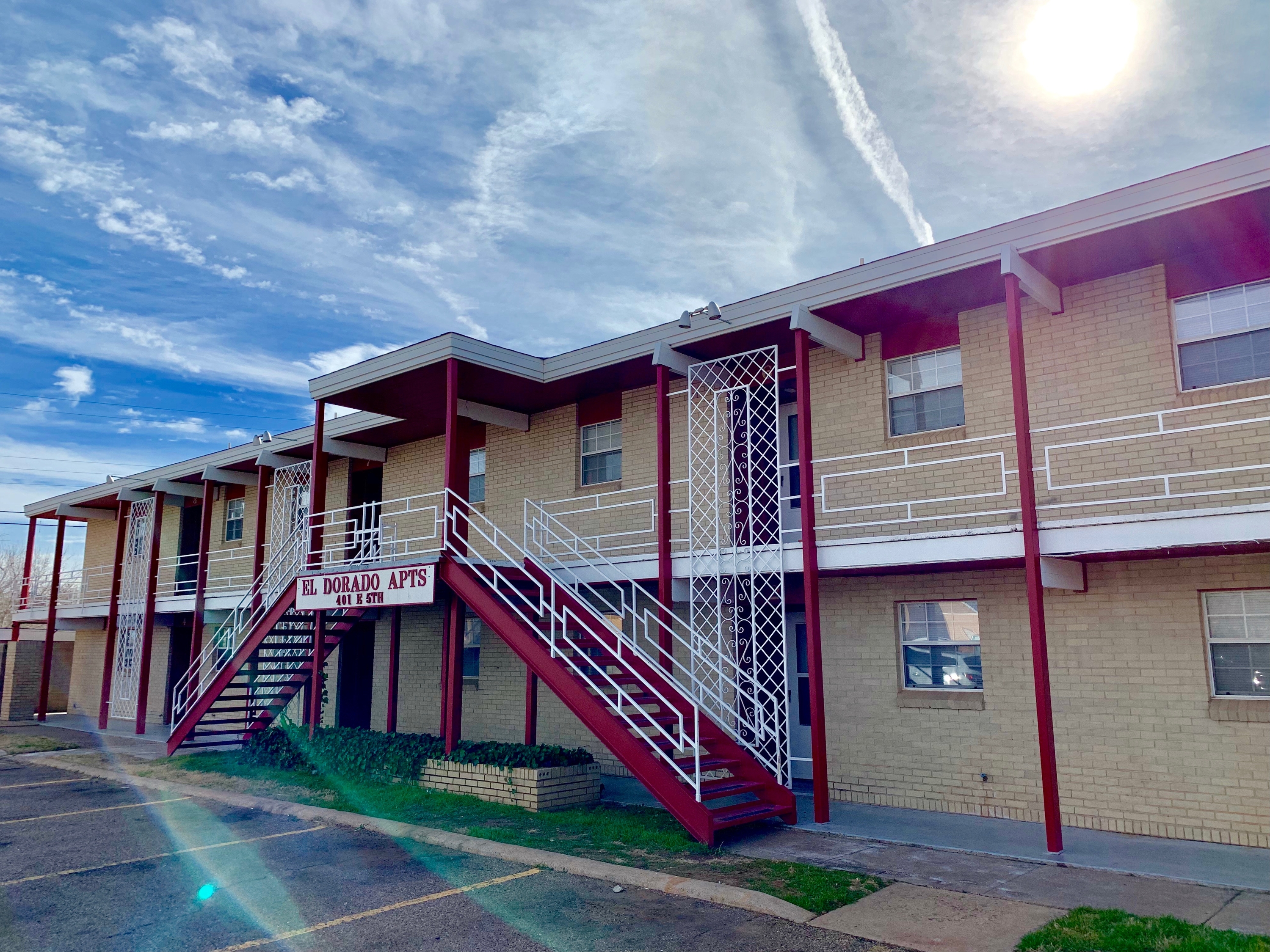 401 E 5th St Apt 2