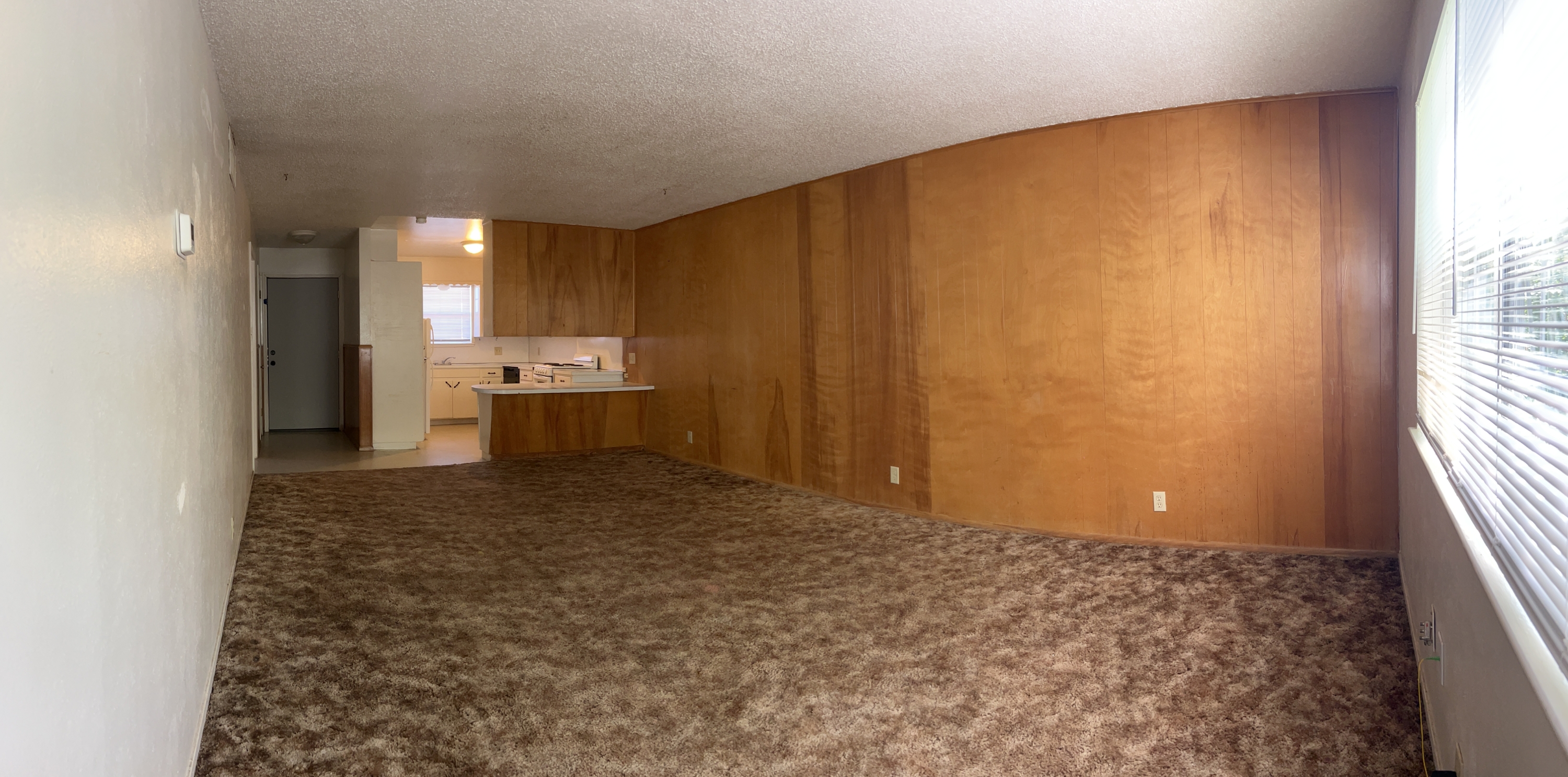 401 E 5th St Apt 1